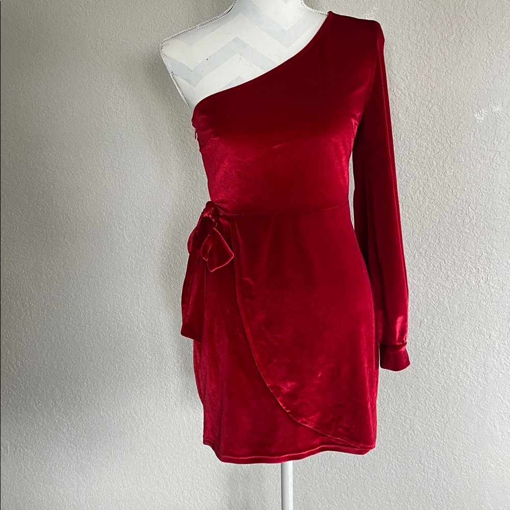Elegant One Shoulder Red Dress